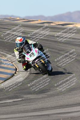 media/Dec-07-2025-CVMA (Sun) [[3e7d2de5dc]]/Race 7-Formula Lightweight Twins Shootout/